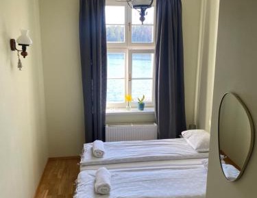 Double or Twin Room with Lake View