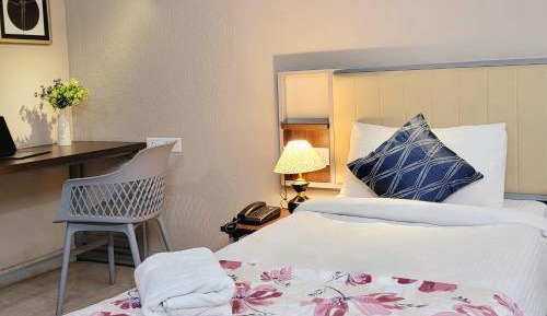 Superior Double or Twin Room with Terrace