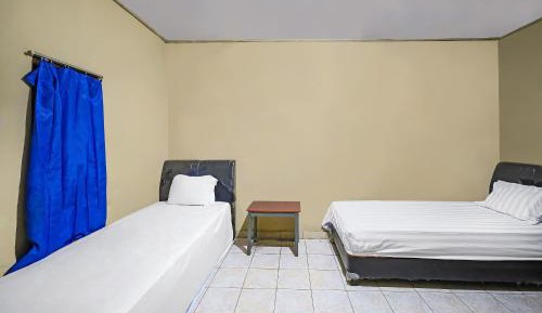 Economy Twin Room