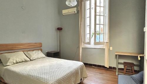 Standard Double Room with Shared Bathroom
