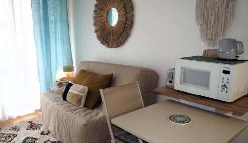 Studio Apartment with Balcony