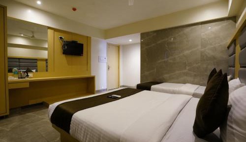 Premium Quadruple Room