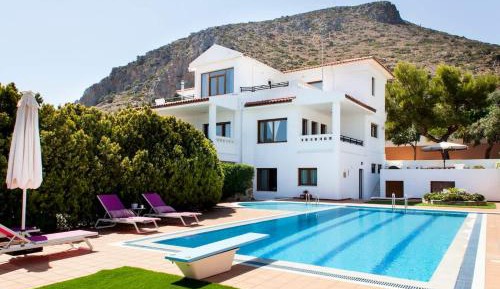 Villa with Private Pool