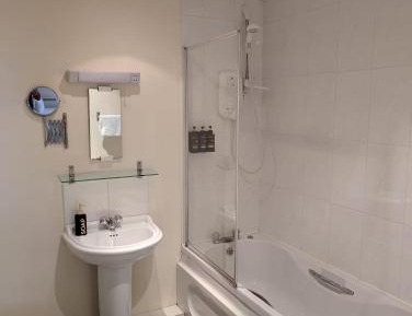 Double or Twin Room with Private Bathroom