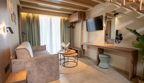 Junior Suite with Balcony