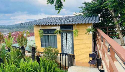 Bungalow with Patio