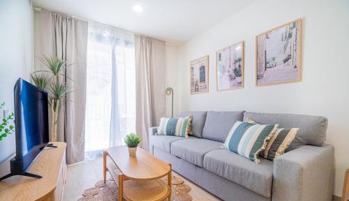 One-Bedroom Apartment with Balcony