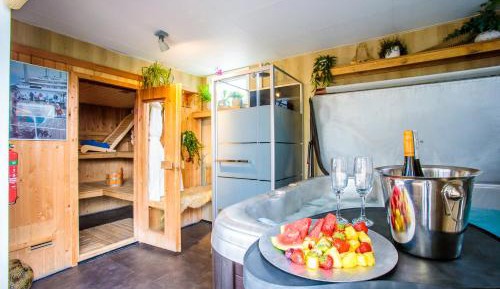 One-Bedroom Chalet