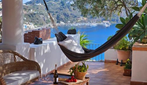 Two-Bedroom Apartment with Terrace and Sea View
