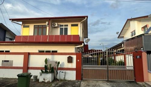 Six-Bedroom House