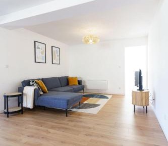 Three-Bedroom Apartment - High Floor