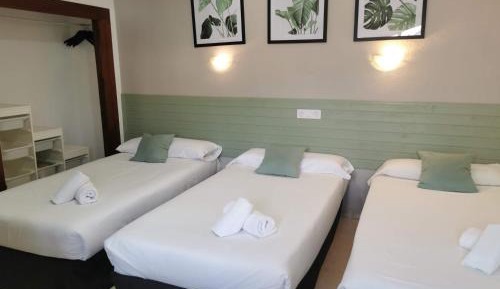 Triple Room