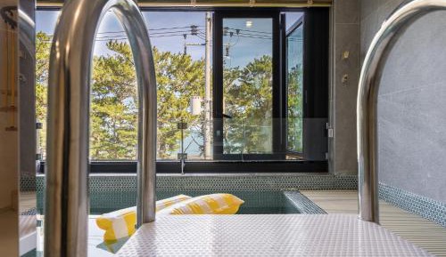 Poolvilla C