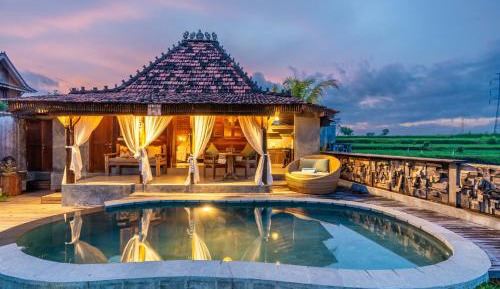 Villa with Private Pool