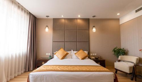 Superior Suite