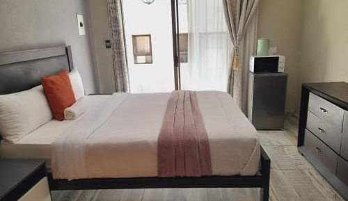 Deluxe Double Room with Shower
