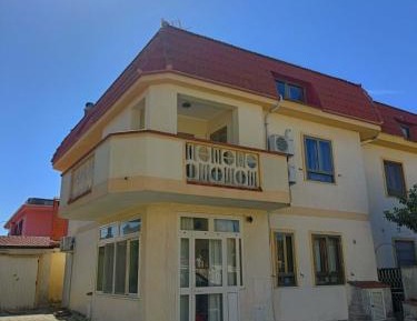 Three-Bedroom Apartment with Sea View
