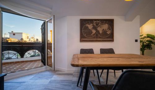 Superior Apartment with Balcony