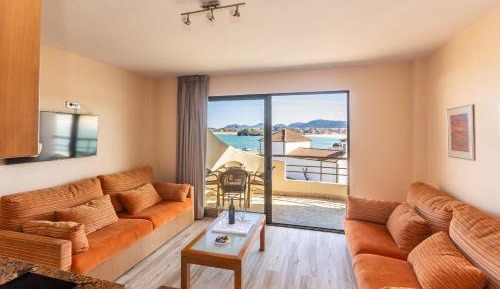 One-Bedroom Standard Apartment with Sea View (1-4 Adults)