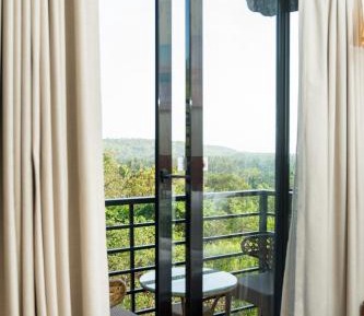 Holitel Hill View Room with Balcony