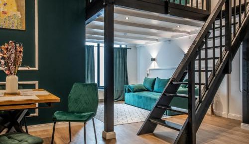 One-Bedroom Apartment