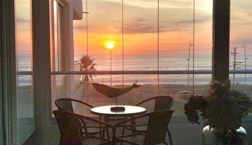 Two-Bedroom Apartment with Terrace and Sea View