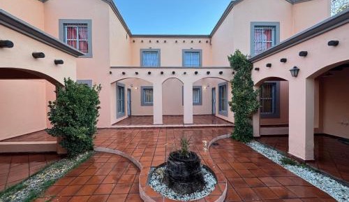 Apartment - Split Level