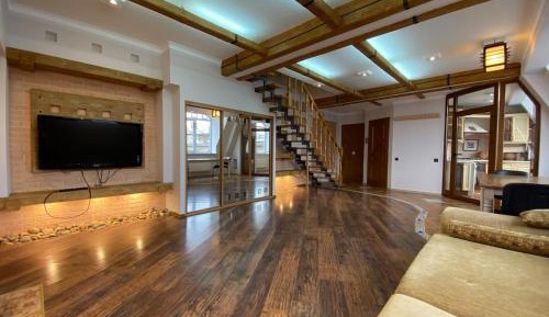 Two-Bedroom Deluxe Apartment