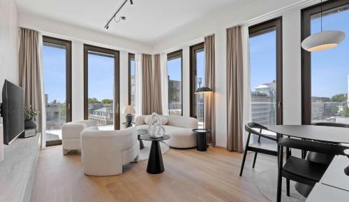One-Bedroom Apartment with Balcony and City View