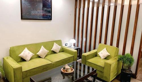 One-Bedroom Apartment with Terrace