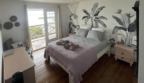 Double or Twin Room with Side Sea View