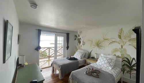 Queen Room with Sea View