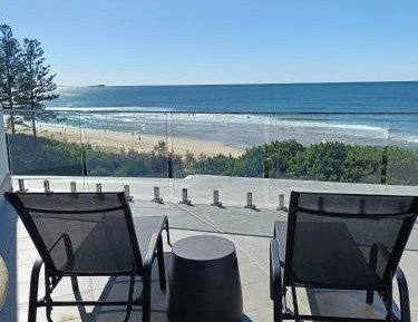 One Bedroom Ocean View Roof Top Apartment
