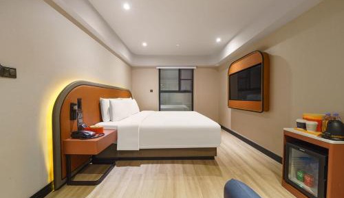Comfort Double Room with Partially Window