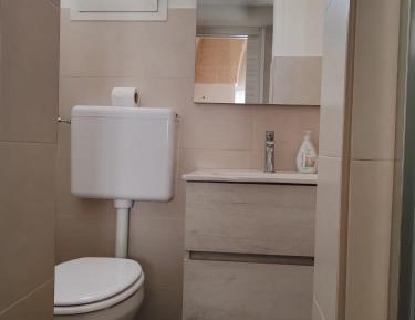 Economy Triple Room