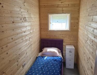 Single Room with Shared Bathroom