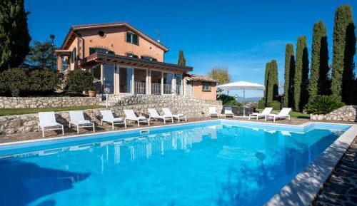 Five-Bedroom Villa