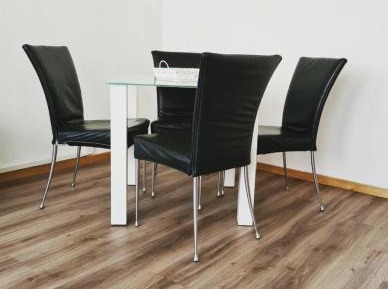 Three-Bedroom Apartment with Mountain View