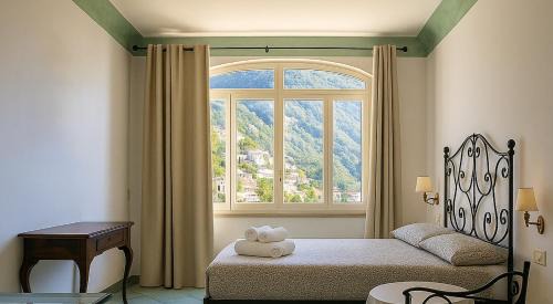 Superior Double or Twin Room with Sea View
