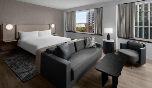 Executive King Room with Sofa Bed