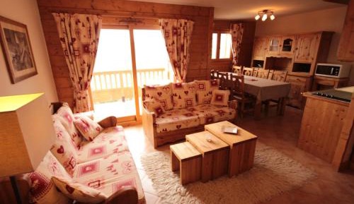 Apartment (10 Adults)