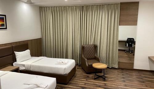 Deluxe Double or Twin Room