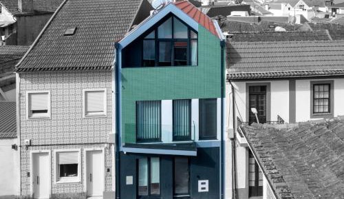 One-Bedroom Apartment with Balcony and City View