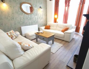 Four-Bedroom Holiday Home