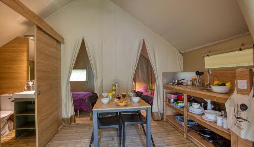 Comfort Wood Lodge