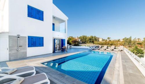 Superior Villa