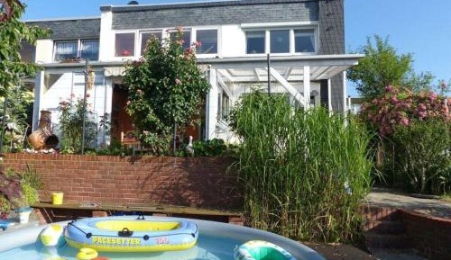 Two-Bedroom Holiday Home