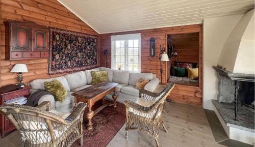 Three-Bedroom Holiday Home 