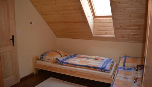 Twin Room with Private Bathroom