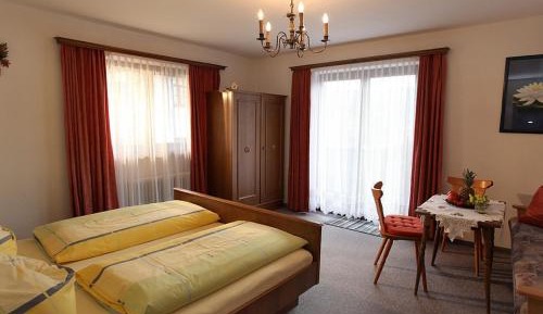 Double Room with Shared Bathroom